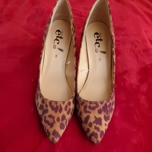 Heels - Picture 2 of 3